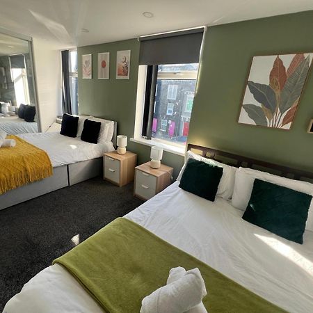 City Centre Location! For Business And Leisure! 5/6 Guests Cardiff Buitenkant foto